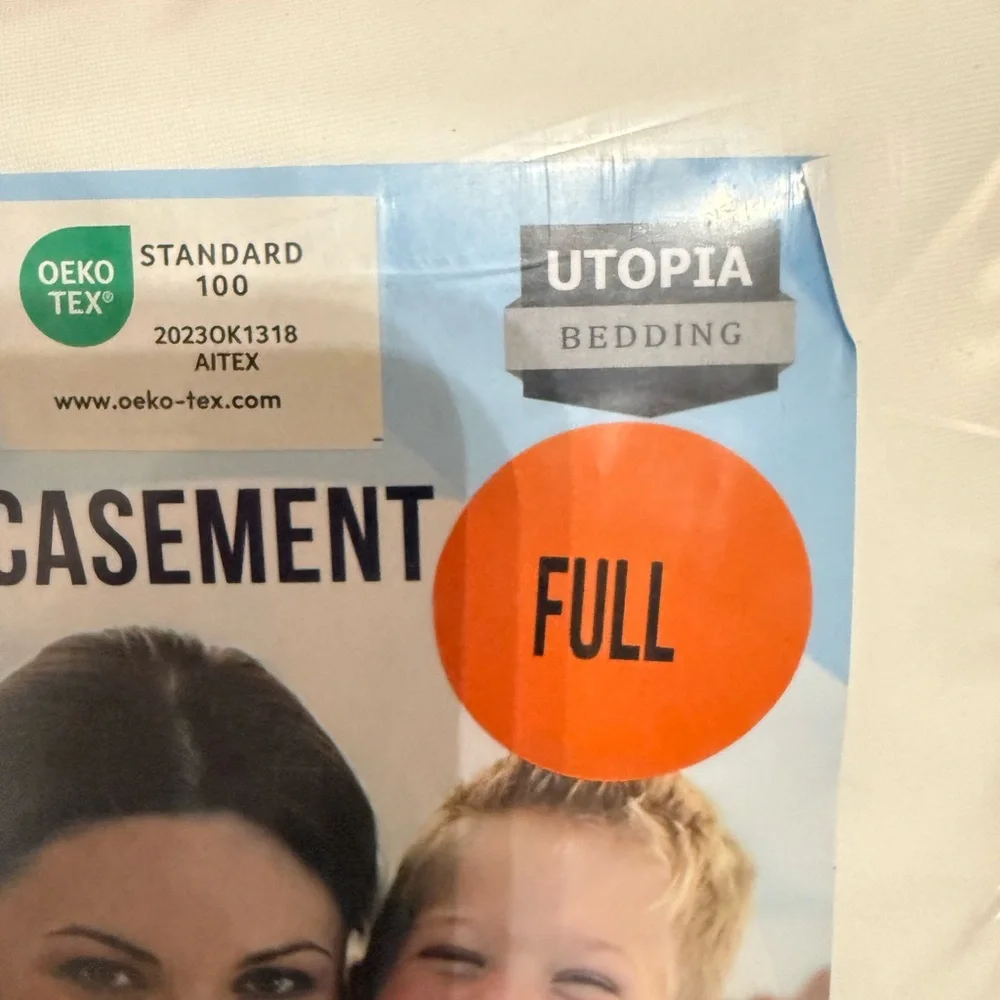 Utopia Bedding Waterproof Mattress Encasement - White